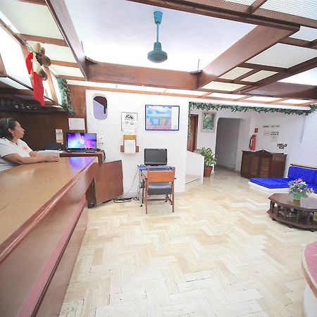 Hotel Carrillos Cancún Buitenkant foto