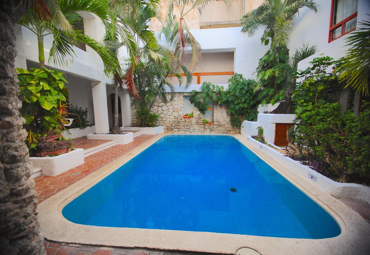 Hotel Carrillos Cancún Buitenkant foto